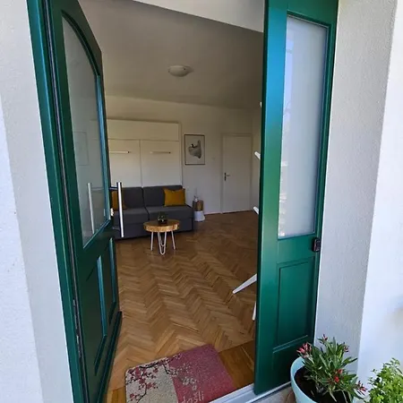 The Green Door Apartment Postojna Exterior photo